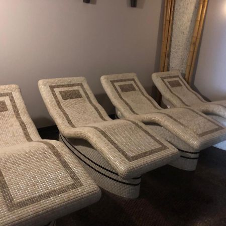 Dom Wakacyjny Baltic Home & Dom Baltic Home Garden Inn Zastan Ngoại thất bức ảnh