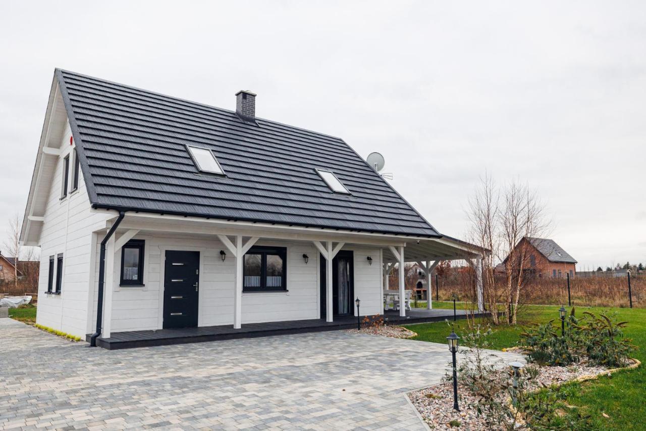 Dom Wakacyjny Baltic Home & Dom Baltic Home Garden Inn Zastan Ngoại thất bức ảnh